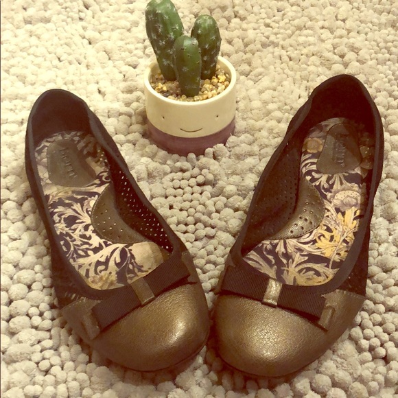 born flats on sale